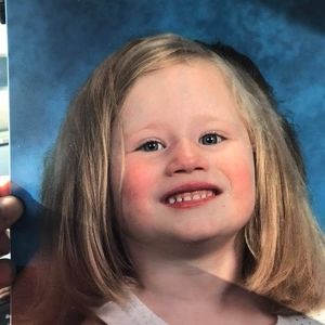 Meet your Posher, Elaine